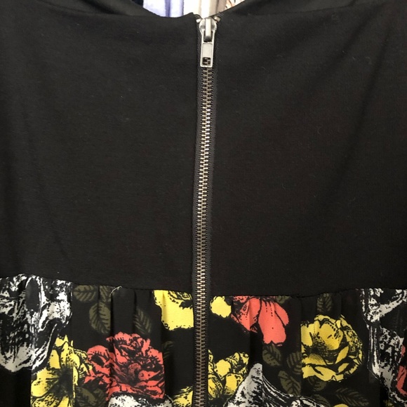 Torrid dress high/low with skulls. Like new. - Picture 3 of 8